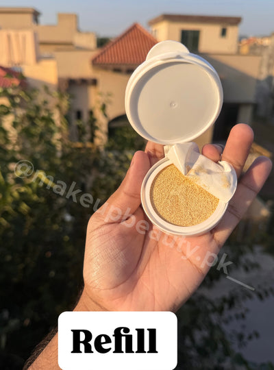 DiorSnow Bloom Perfect Moist Cushion SPF 50+ PA+++ Shade: 010 (Light beige) With Refill included.