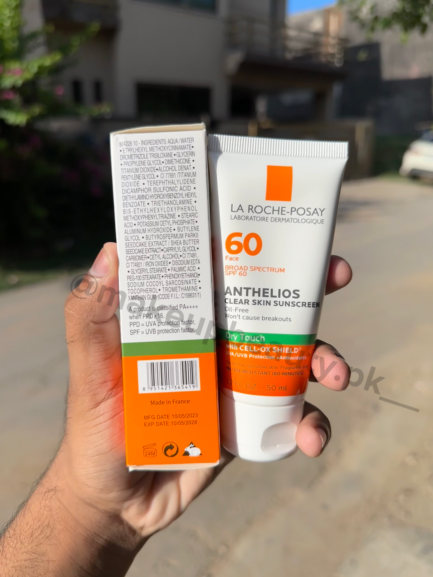LA ROCHE POSAY ANTHELIOS 60 SPF  SUNSCREEN