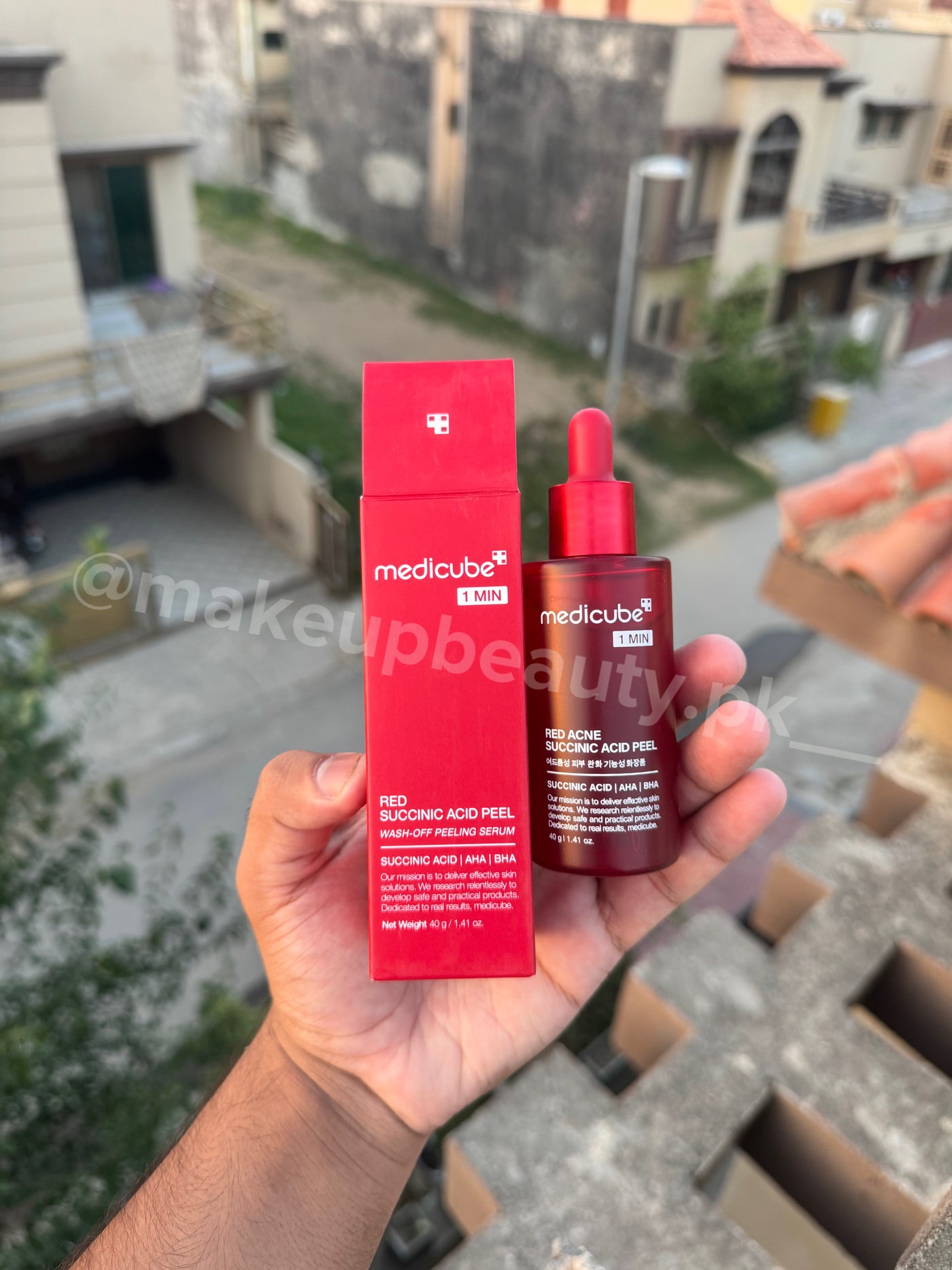 Medicube Red Acne Succinic Acid Peel 40 Grams.