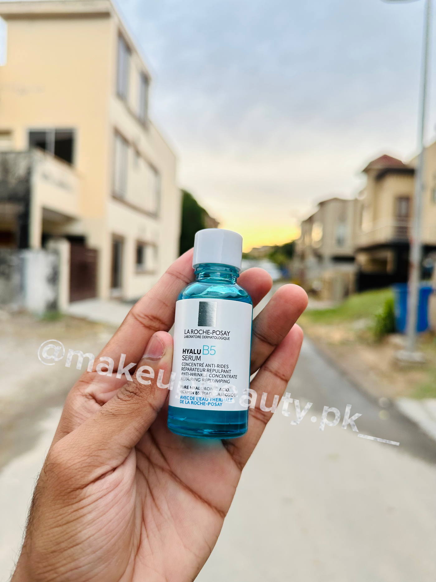 LA Roche Posay Hyalu B5 Serum!