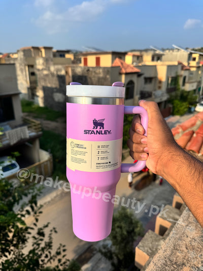 Stanley Quencher H2.0 Tumbler 1.18L. With Strow.