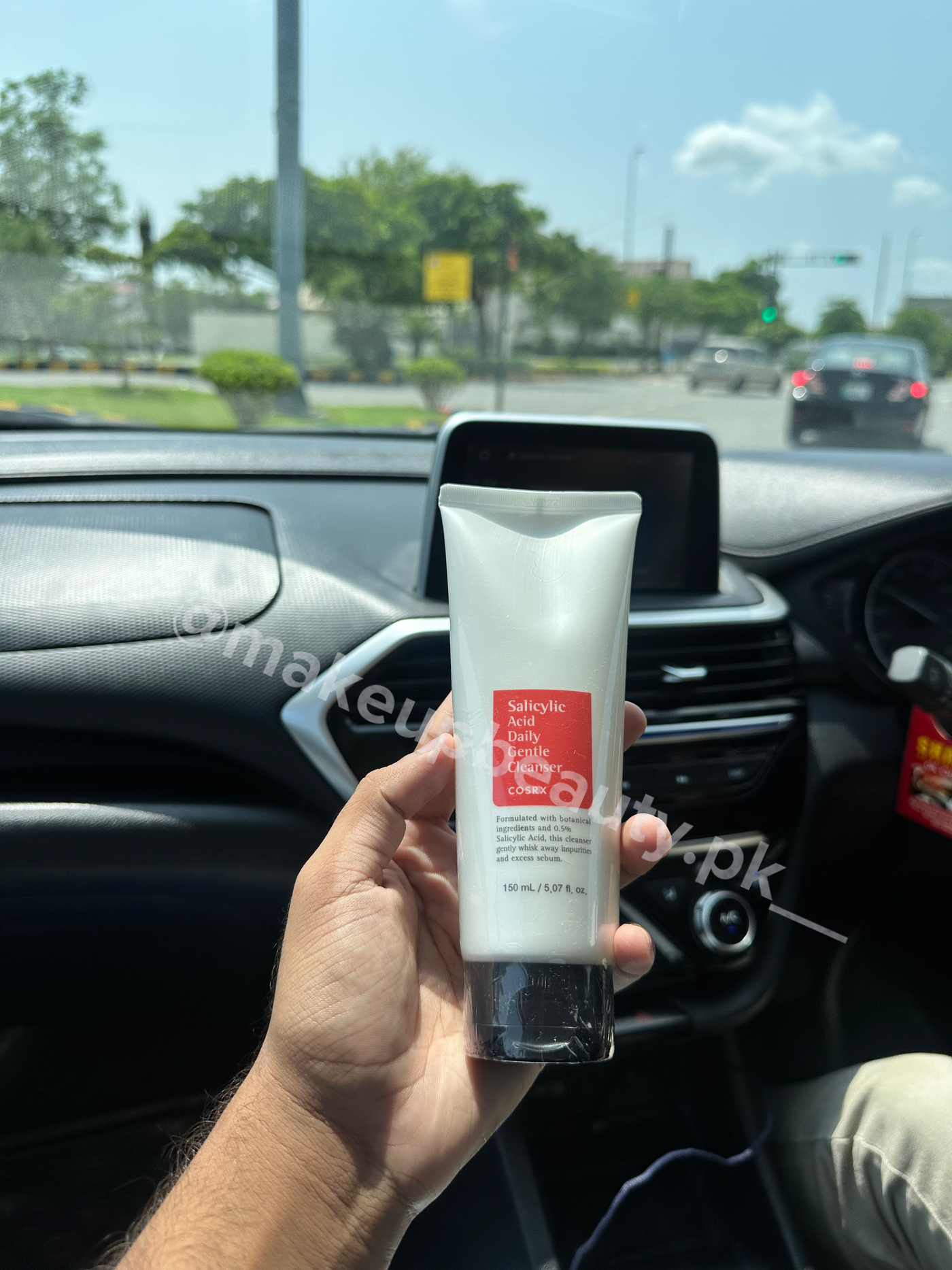Cosrx Salicyclic Acid Daily Gentle Cleanser Limited stock✨😍. 150 mL.