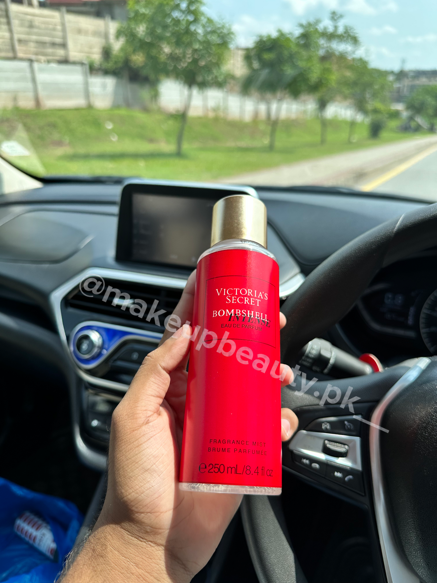 Victoria Secret Bombshell Intense 250 ML Mist.