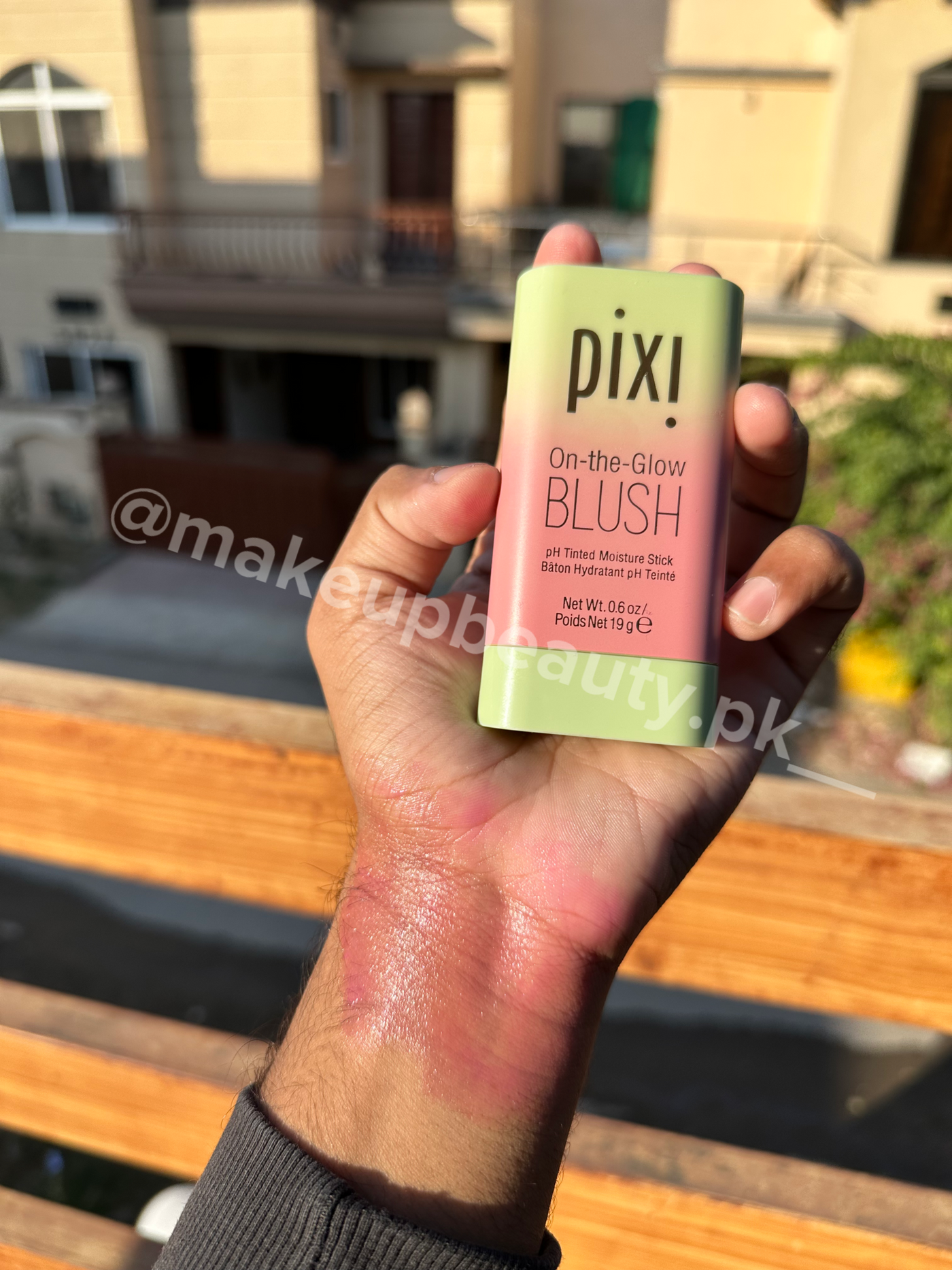 Pixi PH-Tinted moisture Blush/lip Balm Stick