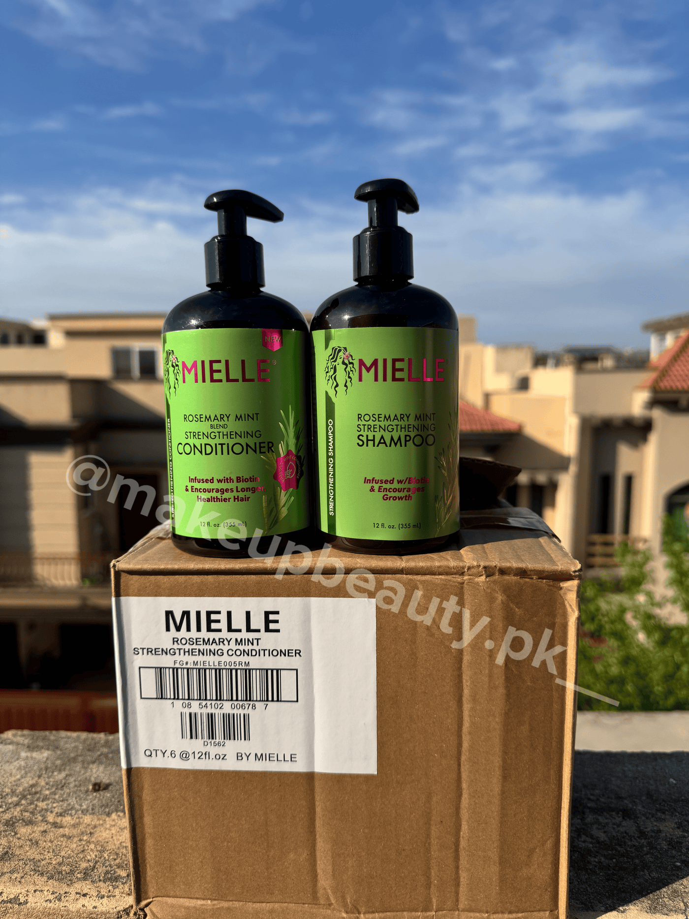Mielle rosemary Sulphate free mint strengthening Shampoo plus Conditioner (355 ML EACH) deal of two.