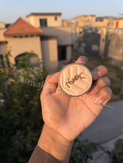 YSL Fusion Ink Cushion Foundation with Spf 23 PA++.