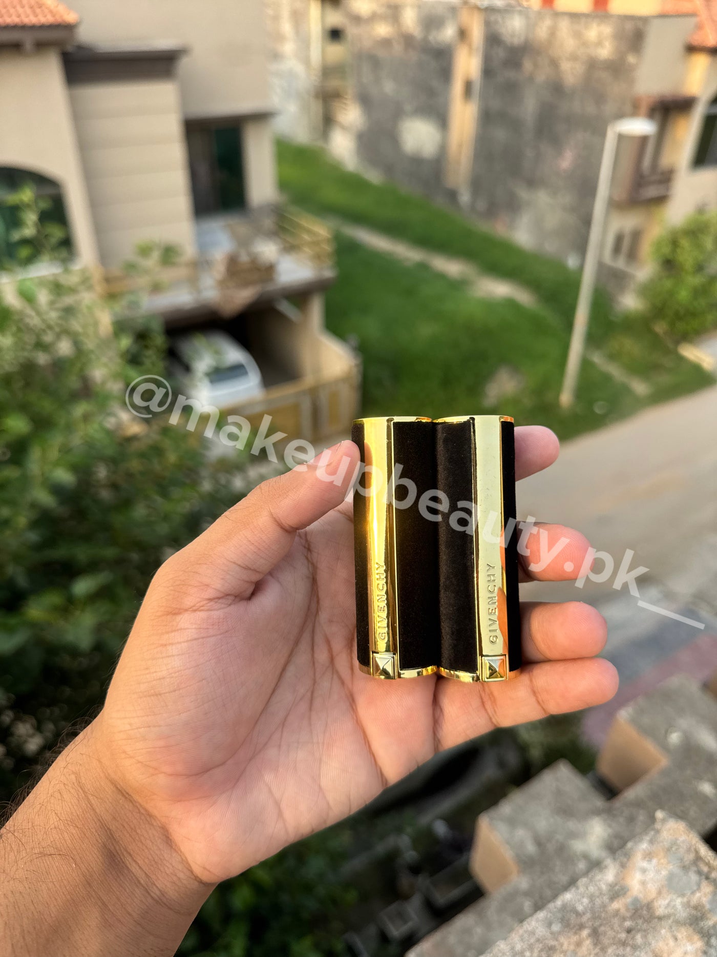 Givenchy Le Rouge Luminous Matte Lipstick – 3.4 g