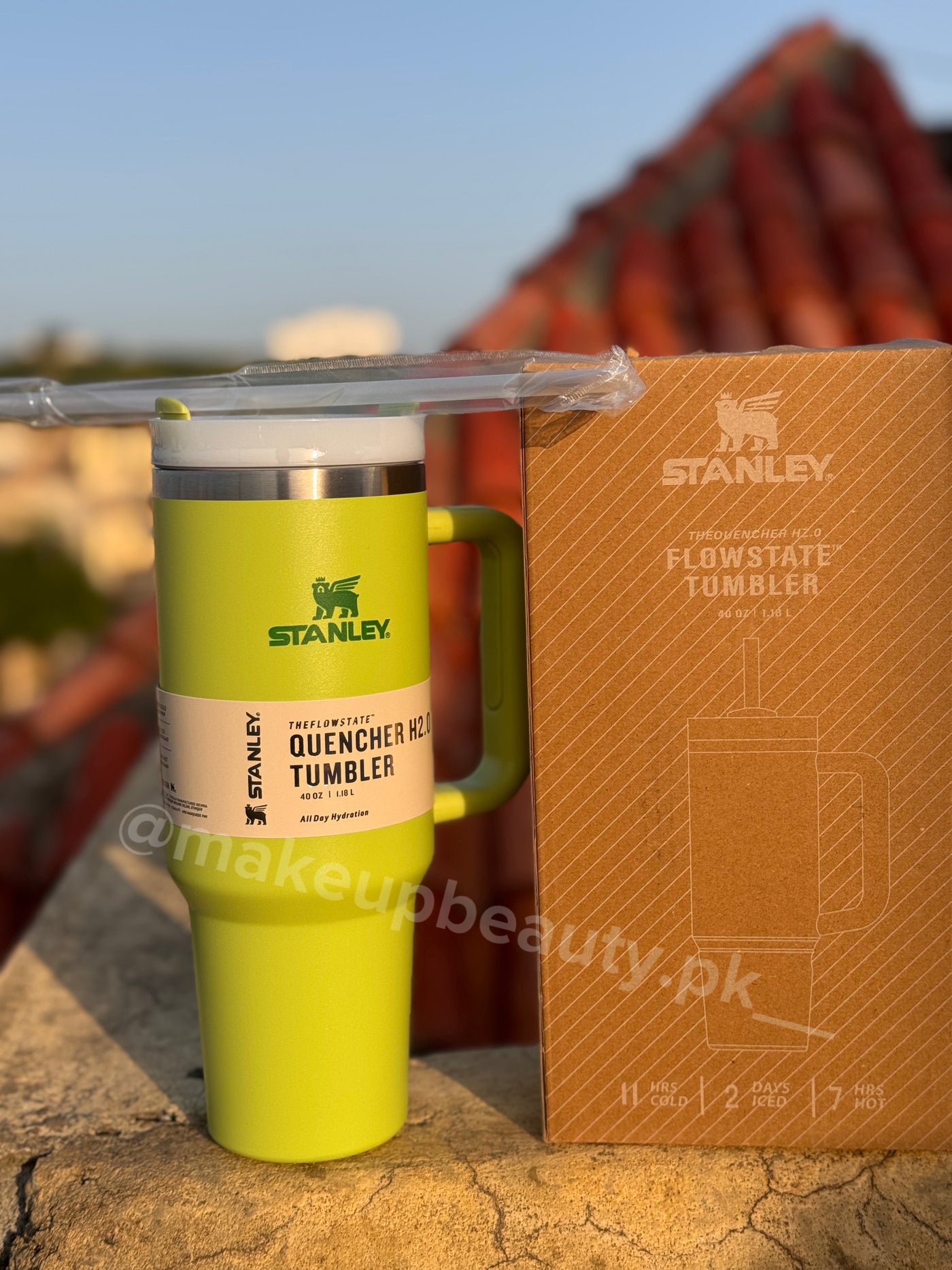 Stanley Quencher H2.0 Tumbler 1.18L. With Strow.