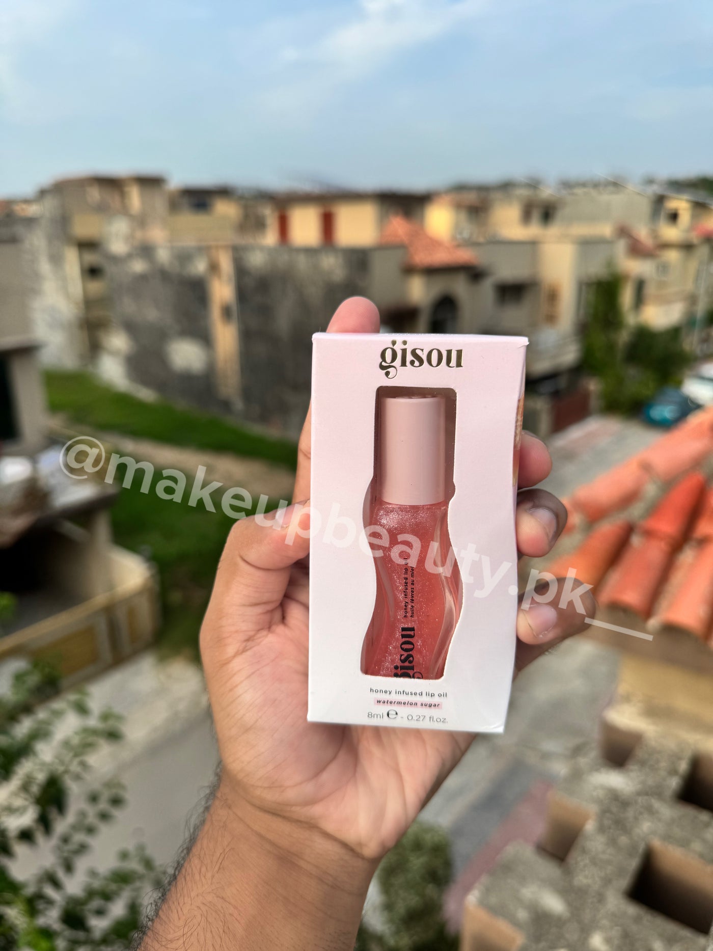 Gisou Honey Infused Lip Oil buy each.