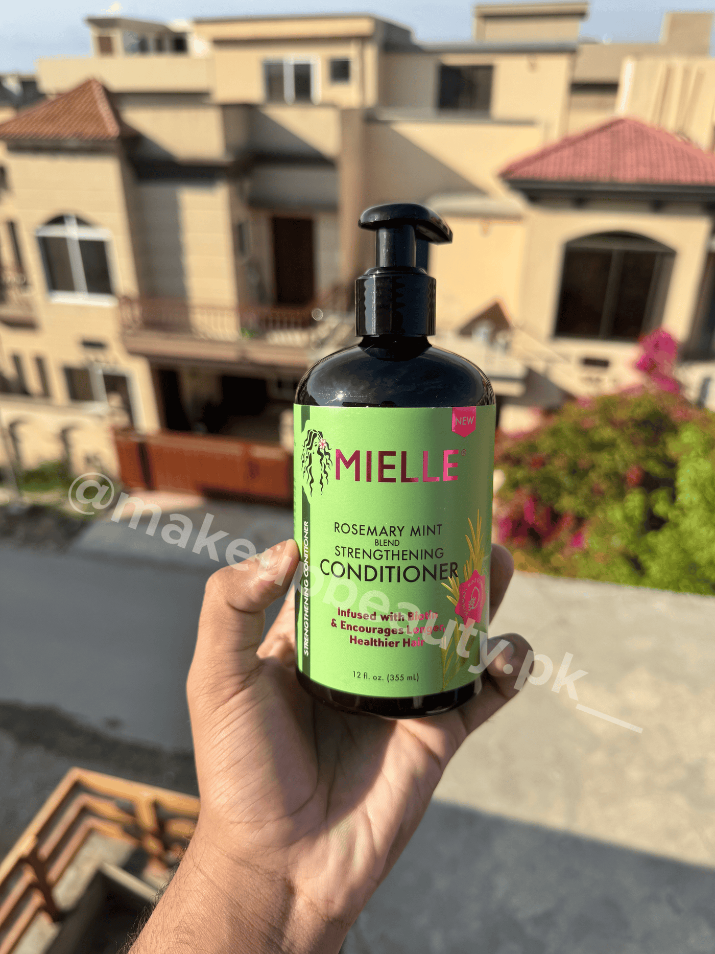 Mielle Rosemary Sulphate free Mint Strengthening Conditioner (355 ML) 💧🌿.