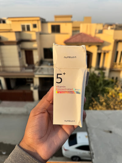 Numbuzin 5+ Vitamin Concentrated Brightening Antioxidant Serum 30 ML (Just Box rough , Bottle is Fresh and complete in quantity).