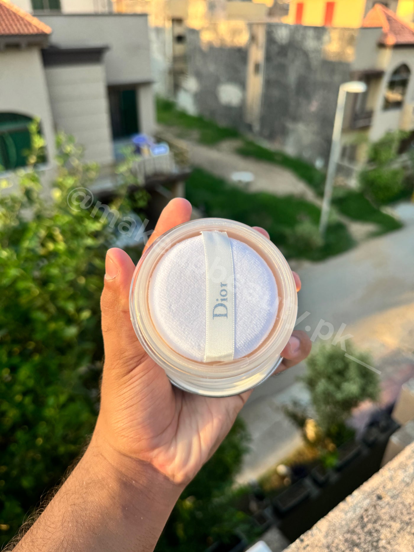 Dior Capture Totale Perfection and Youth Radiance Loosepowder 16 grams .
