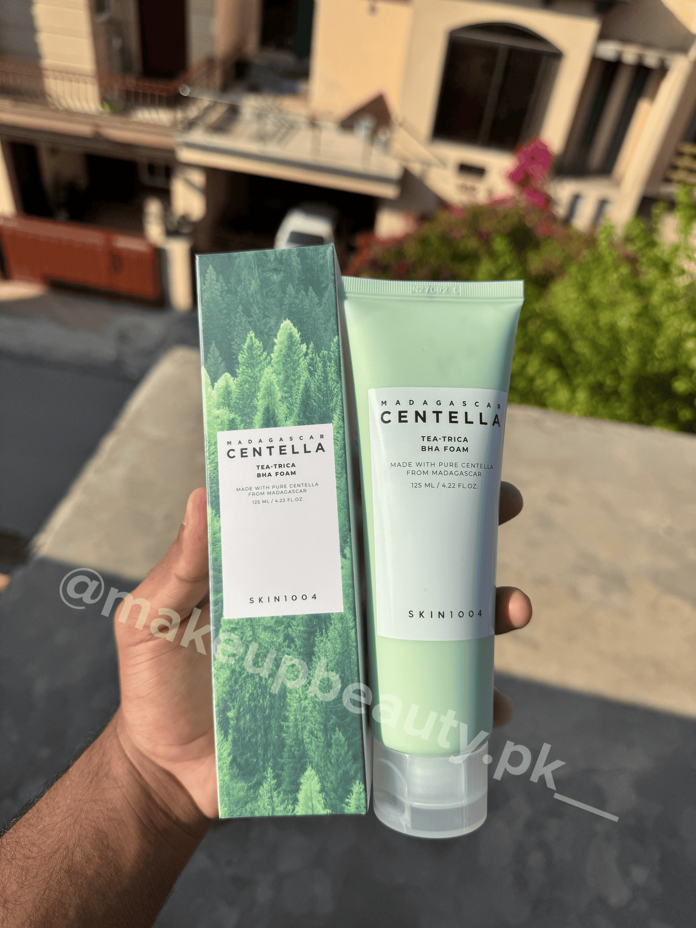 SKIN 1004 Madagascar Centella Tea Trica BHA Foam (125 ML) 🌿✨