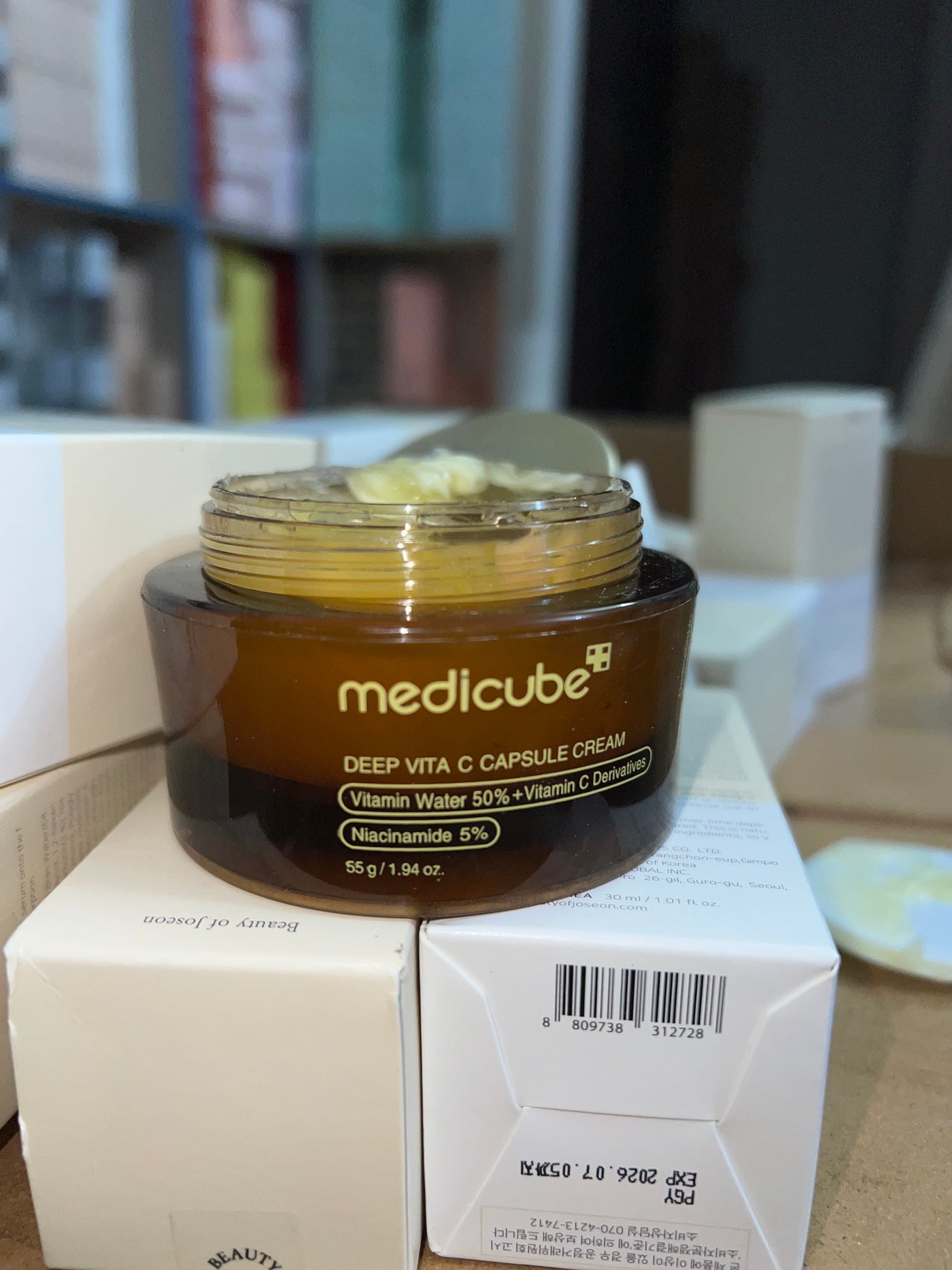 Medicube Deep Vita C Capsule Cream (Capsules are dissolved because of not being in box but it’s useful 100%) (Without Box)