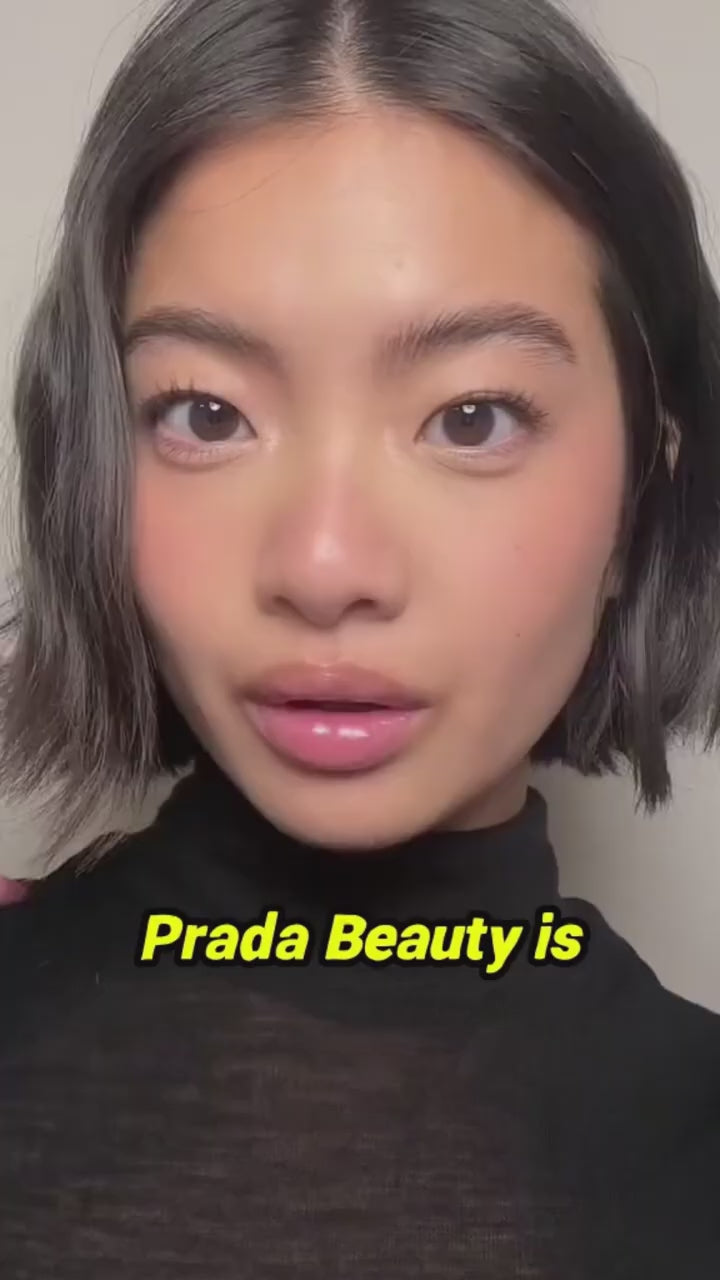Prada Lip Optimizing Lipstick 3.8 G Full size.