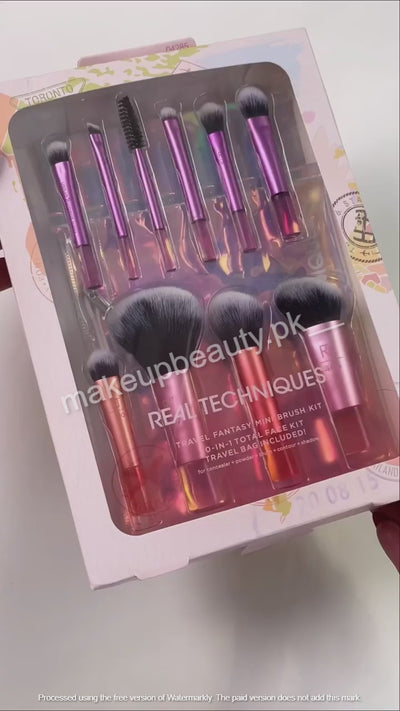 Real Techniques Travel Fantasy Mini Brush set 10 in 1.